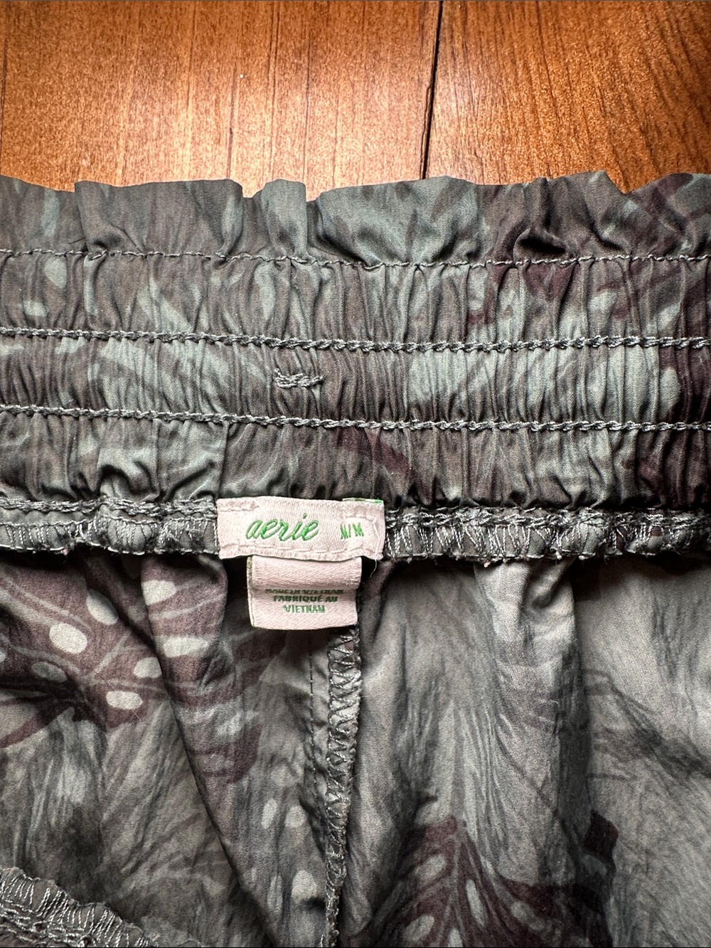 Aerie All Over Palm Print Running Shorts - Picture 4 of 7